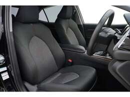 70カムリならではな高級感のある内装となっております！