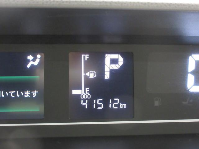 たとえばダイハツのお店にある、たくさんのスマアシ搭載車は、正常に作動する事をしっかり確認します。