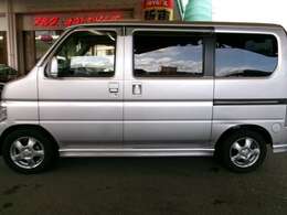 普通・軽自動車/スポーツカー/ワンボックス/4WD/ハイブリッド/エコカー/ミニバン/福祉車両/etc・・幅広く取り扱ってます。ぜひ一度ご覧下さい！もちろん、新車・登録（届出）済未使用車・各種注文販売も致します！