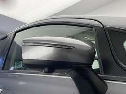 【ドアミラー】大きくて見やすいので、後方を見るときも安心です！