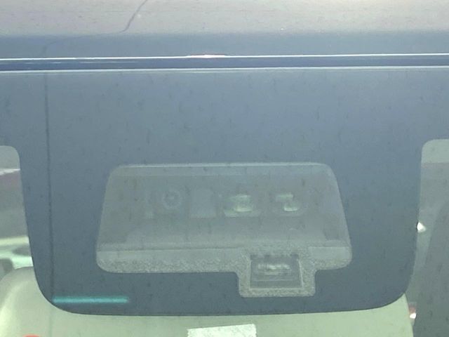 【スズキ　セーフティサポート】走行中に前方の車両等を認識し、衝突しそうな時は警報とブレーキで衝突回避と被害軽減をアシスト。より安全にドライブをお楽しみいただけます。