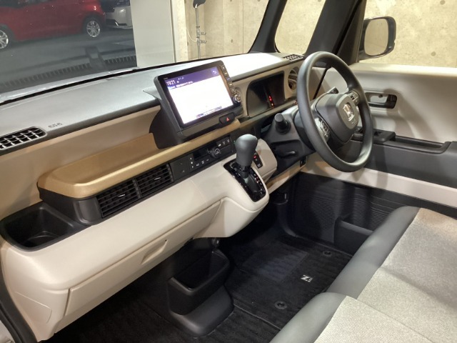 弊社では、お客様の安心・快適なカーライフの為に、ご契約前に現車を確認して頂いております。