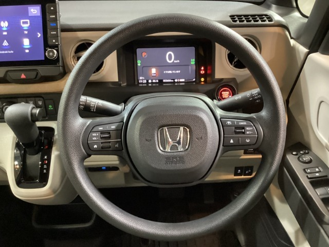 ディーラー整備士による納車前整備とアフターサービスは当店でお求めいただくのメリットのひとつです。