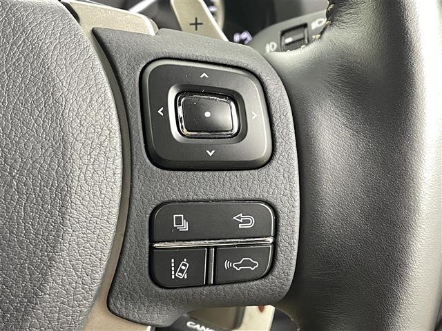 【運転席操作部】快適なドライブを楽しむための機能が装備されています！運転席から触れるので、使いやすいです！除菌プランいれていただくと、さらに清潔で安心していただけます！