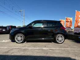 店頭に展示しておりますので是非お越しください！