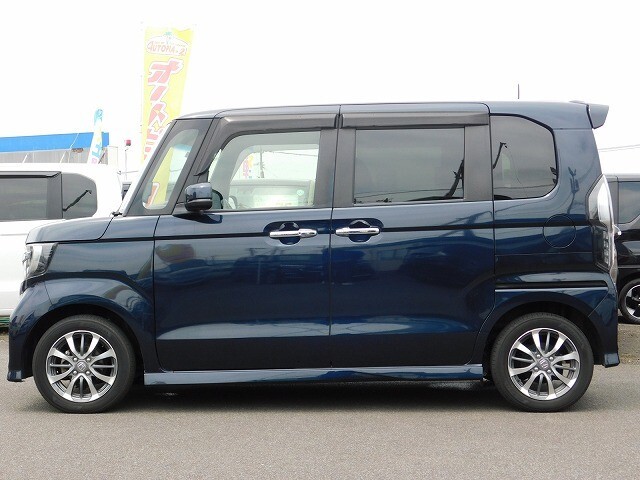 なお、業者販売(車種による)も行っておりますので、ご気軽にお問合せ、ご来店下さい。ご来店時GU様側よりご入店されますと、軽自動車がすぐ見れます。