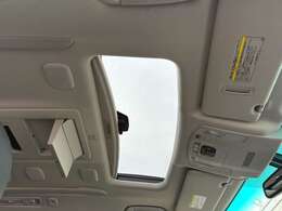 中古車はその時勝負です！！この車両を見つけた方は幸運かも！？同じ車両は1台もありません！！ぜひ、この瞬間に！！