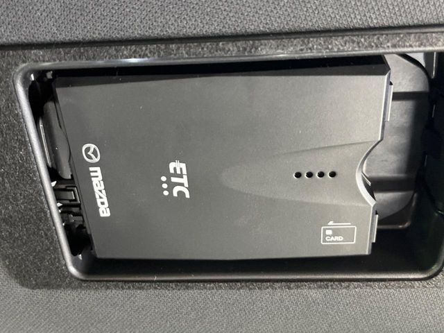 【ETC】高速道路の料金所をストレスなく通過！話題のスポットやサービスエリアに多い「スマートIC」利用時は必須のアイテムです。当店でセットアップを実施、ご納車当日からすぐにご利用いただけます！