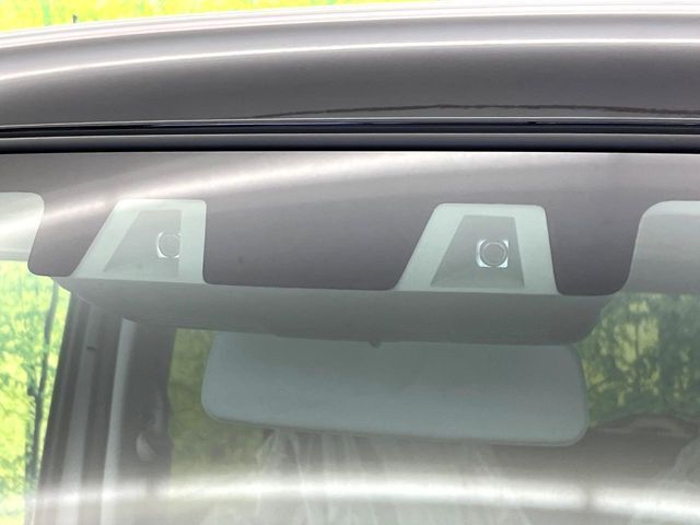 【スズキ　セーフティサポート】走行中に前方の車両等を認識し、衝突しそうな時は警報とブレーキで衝突回避と被害軽減をアシスト。より安全にドライブをお楽しみいただけます。