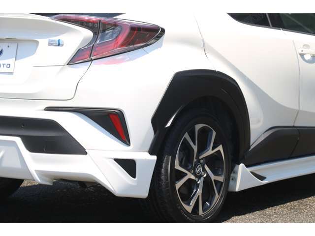 「もっといいクルマづくり」の実現に向けたクルマづくりの構造改革である、TNGA（Toyota New Global Architecture）の第2号車として投入した「C‐HR」。