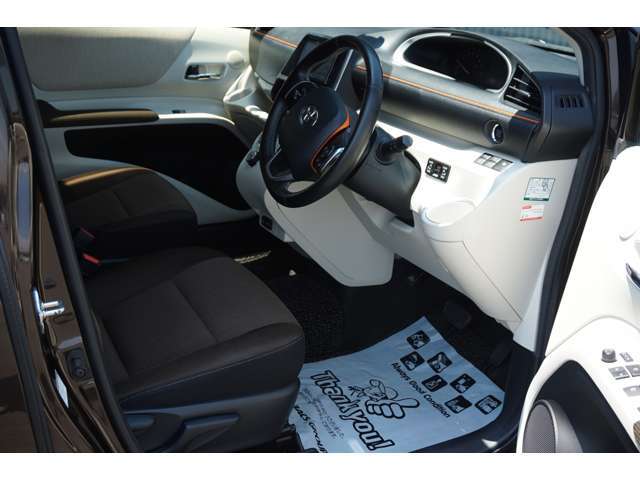 各種オートローン、クレジットカードの利用も可能です！！納車前の整備、カスタムローンも可能です是非ご利用下さい。