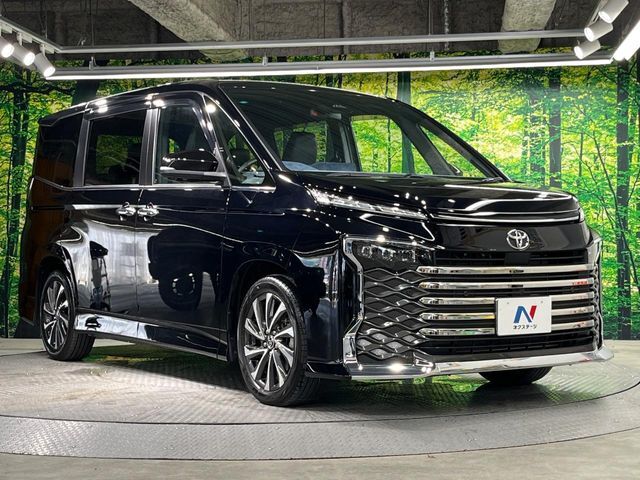 大好評のボディコーティング「弾スプラッシュコート」もご納車までに施工可能。通常のガラスコートと異なる、耐久年数6年の無機質ガラスコーティングが、ボディをキレイな状態に保ってくれます。