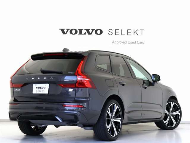 北欧の感性が息づくSUVの真価を追求した、ダイナミック・スウェディッシュSUV。ボルボXC60は、よりスマートにその輝きを増して進化しました。