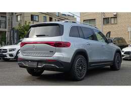 外部給電機能は車載バッテリーを家庭用の電源として使える機能。夜間に車載バッテリーを充電して昼間に使うことで電気代を節約したり自宅の太陽光発電でつくった電気の夜間使用や電力会社への販売が可能