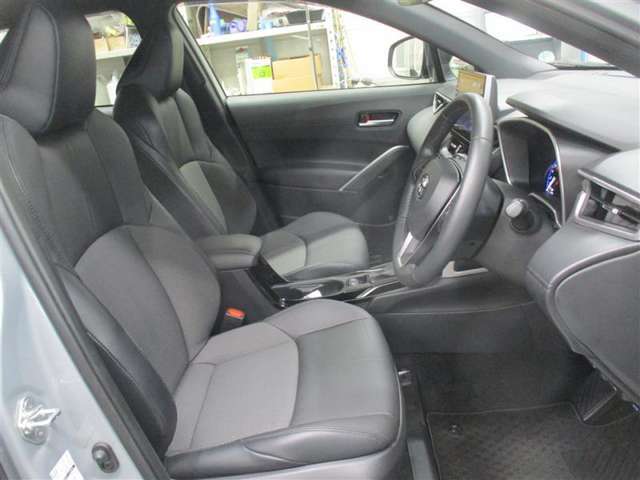 『トヨタ認定中古車』取扱店！全国のトヨタ販売店の豊富なラインナップからお選びいただけます♪県外の車を取り寄せることが可能です♪（取り寄せの際はいくつか注意点がございますので詳しくはスタッフへ）