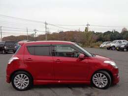 人気のスイフトRS