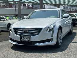福岡輸入車専門店LOOK'Sでは、初めてアメ車や輸入車をご購入されるお客様でも安心してご購入、そして快適なカーライフを送っていただけるようサポートさせて頂きます。