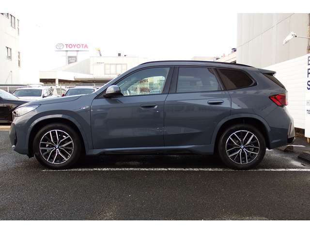 ※お車のお問い合わせはBMW正規ディーラーBMW東大阪店0078-6002-849963までご連絡下さいませ。