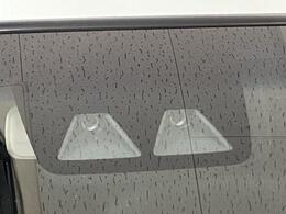 安心装備のスマートアシスト付きです☆　フロントガラス上部のステレオ式カメラで安全運転をサポートしてくれます☆