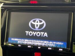 【純正9型ナビ】人気の純正ナビを装備。オーディオ機能も充実しており、Bluetooth接続すればお持ちのスマホやMP3プレイヤーの音楽を再生可能！毎日の運転がさらに楽しくなります！！