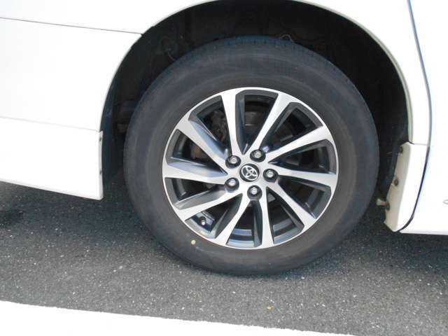 大きなキズはありません。きれいな状態です。