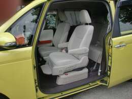 大開口ドアはリフトアップシートにピッタリです。