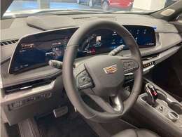 私たちは、お客様のこだわりに合ったお車をご提案します。ジースクエア＝車のあるライフスタイルを演出するセレクトショップです。