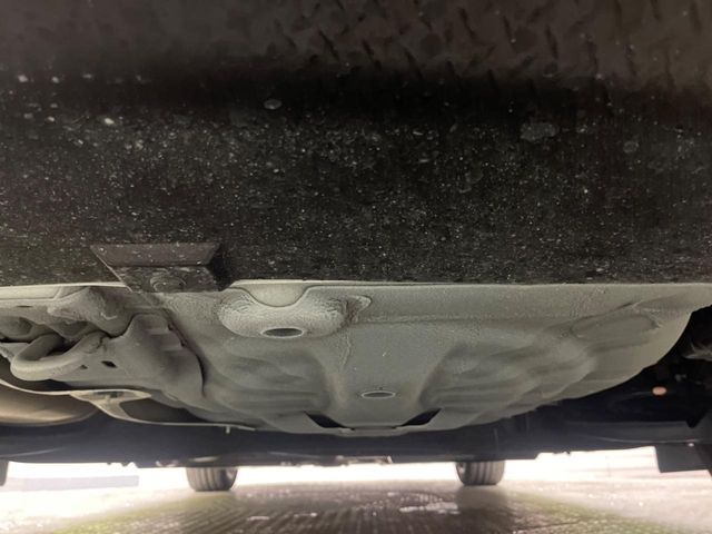 下回りがきれいなうちに、防錆加工の施工がオススメ。降雪地域はもちろん、沿岸部にお住いの方や、趣味でマリン・ウィンタースポーツをされる方にご好評いただいております。