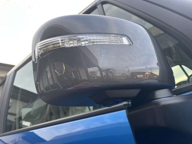 【新車メーカー保証5年10万キロ】ご購入後はメーカーの規定範囲に基づき、当社と最寄りの正規ディーラーとで連携をしてしっかりフォローいたします。