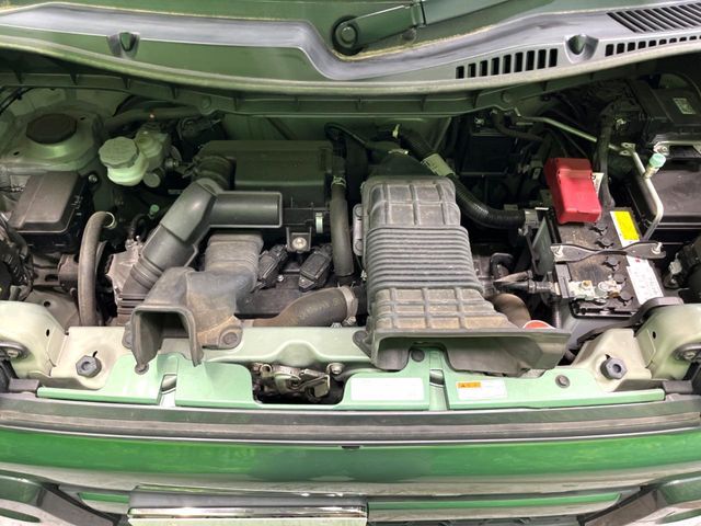 親切・丁寧な専門メカニックスタッフが応対！・車検・点検整備・事故等の修理などアフターサービスも安心。お車のカスタマイズもネクステージのサービススタッフまでご相談ください！