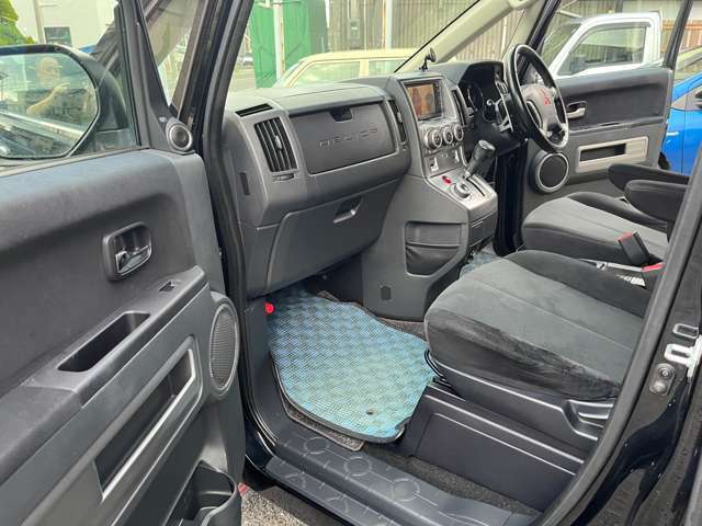 旧車・中古車！お車の事ならカーショップアズ♪【TEL(無料)　0078-6002-708147】自社工場完備なので、ご購入後のアフターフォローもお任せ下さい！
