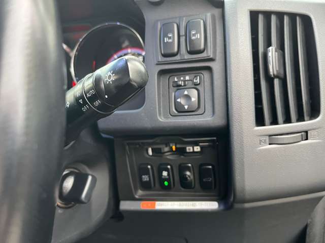 旧車・中古車！お車の事ならカーショップアズ♪【TEL(無料)　0078-6002-708147】自社工場完備なので、ご購入後のアフターフォローもお任せ下さい！