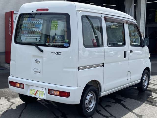 任意保険は安心と信頼の三井住友保険海上代理店。ロードサービスをはじめ、長期分割車両保険など、お客様にお勧めのプランをご案内いたします。詳しくはスタッフまで！