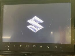 【ディスプレイオーディオ】視認性が高いディスプレイオーディオを装備♪操作性も良好で直感的なソース選択が可能です。