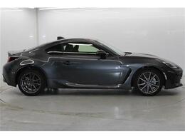 こだわりがあってなかなか気に入ったお車がないそこのお客様！全国のオークションからピッタリの1台を探すことが可能です。ぜひ一度お問い合わせください。