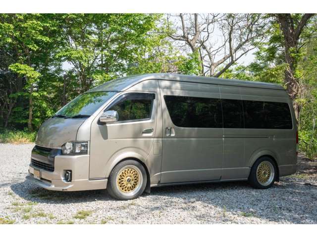 車両左側の状態をご確認ください。