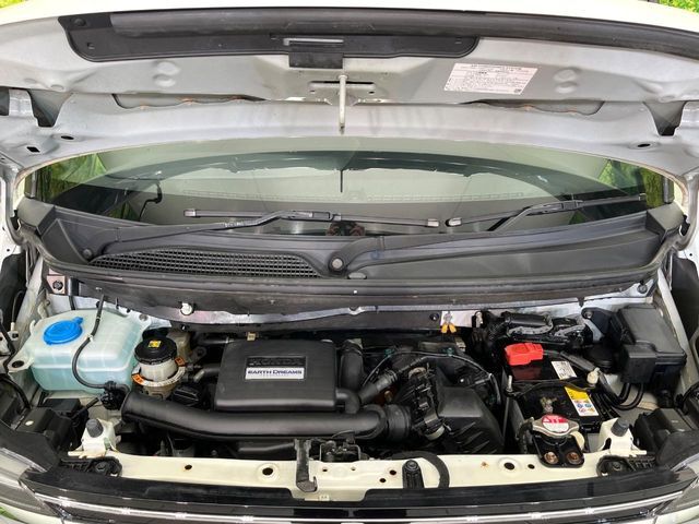 親切・丁寧な専門メカニックスタッフが応対！・車検・点検整備・事故等の修理などアフターサービスも安心。お車のカスタマイズもネクステージのサービススタッフまでご相談ください！