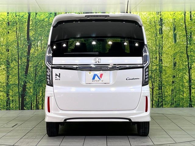 安心の最長10年・走行無制限保証（有償）をご用意。保証内容も充実はもちろん、無料点検＆オイル交換や、年中無休の全国・24時間ロードサービスも付帯されておりますのでご安心下さい。