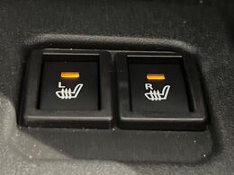 【シートヒーター】寒い日に重宝するシートヒーター！エアコンより早く温まってくれるので寒がりの人も安心ですね♪エアコンの温風は乾燥するから苦手、という方にもをおすすめです。