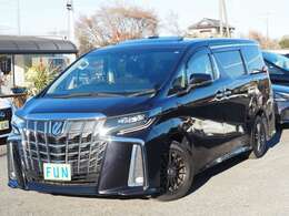 衝突回避支援パッケージ「Toyota　Sefety　Sense」　先進機能が、事故の起こりやすい多くの状況でドライバーをサポートします。