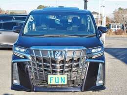安心のワンオーナー車・内外装とてもきれいなアルファード2.5Sサイドリフトアップチルトシートが入庫しました。ご来店・お問い合わせお待ちしております。
