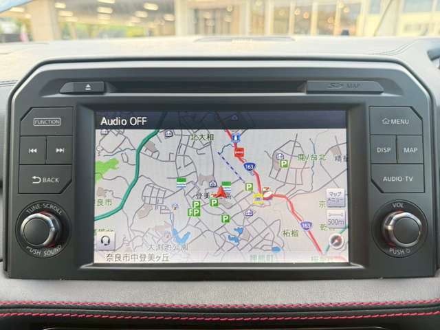 メーカー純正ナビが装備されております。フルセグTV、アップルカープレイ、アンドロイドプレイなど様々対応しております！