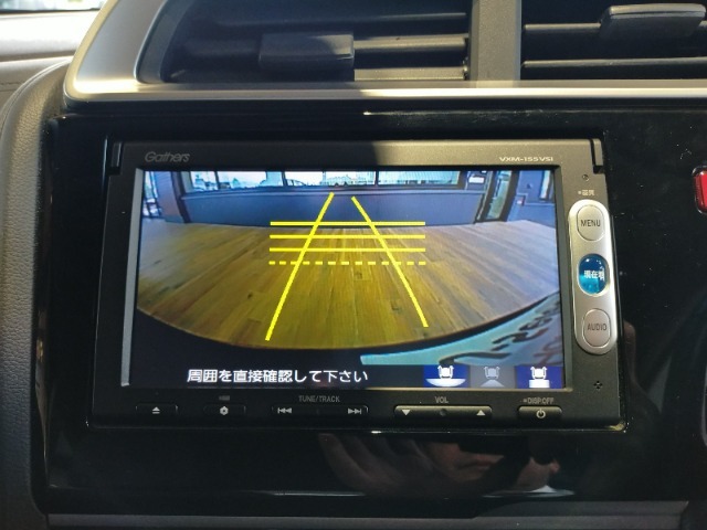 ■3モードバックカメラ■ノーマル・ワイド・トップビューの3視点で後方確認が可能。死角を減らし、駐車や車庫入れをしっかりサポート！初心者の方にも安心の便利機能です。