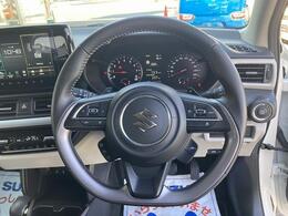 操作しやすいステアリング