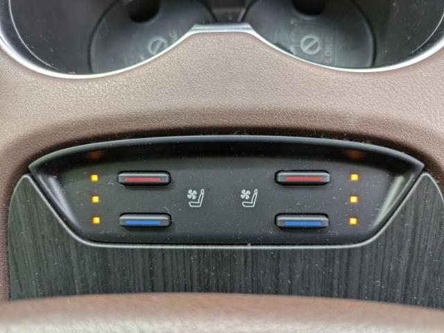 車選びにはお悩みがつきものです！具体的な購入までは検討していないけど車は気になるというお客様も大歓迎です！是非中古車購入の第一歩のお手伝いをさせてください！