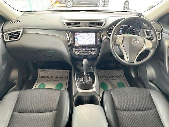 運転席廻りの画像です！操作スイッチ類も比較的に綺麗な状態です♪他に詳細画像をご希望の方はこちら！【1st@e-g-a.co.jp】へご連絡ください！