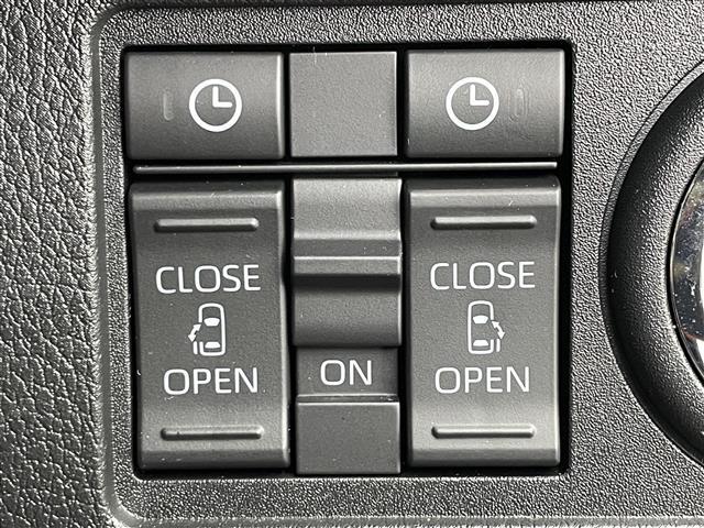 【運転席操作部】『運転席周辺の装備』の画像になります。快適なドライブを楽しむための機能が装備されています！運転席から触れるので使いやすいです！