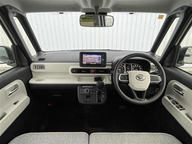 【インパネ全体】『インパネ全体』の画像になります。写真の内容に関してご不明点、ご質問等がございましたらお気軽にガリバー店舗までお問い合わせください。