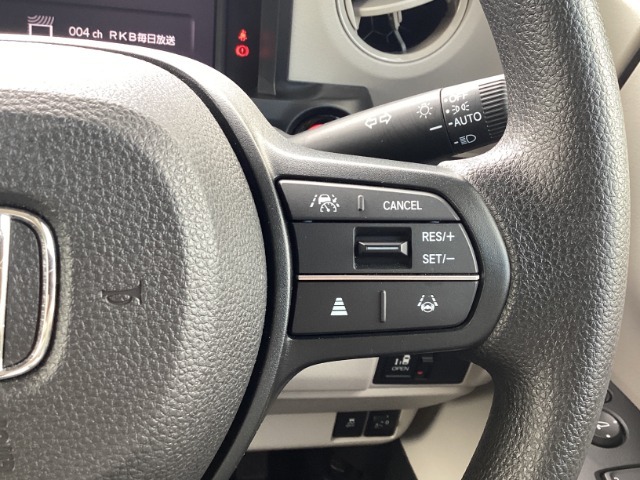 ☆HONDA　SENSING☆★衝突軽減ブレーキ・誤発進抑制機能・路外逸脱抑制機能など安心安全快適に運転できる装備を搭載しております★