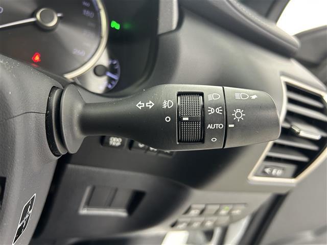 【運転席操作部】快適なドライブを楽しむための機能が装備されています！運転席から触れるので、使いやすいです！除菌プランいれていただくと、さらに清潔で安心していただけます！